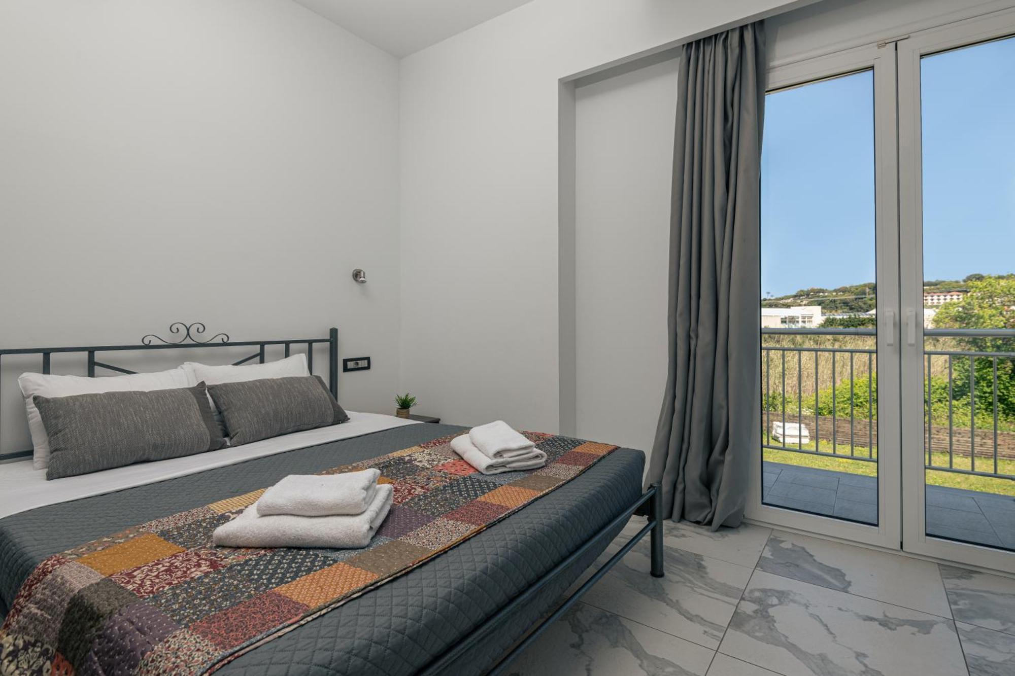 Katsaros Luxury Apts II 5 Min Walk To Beach Tsiliví Eksteriør bilde