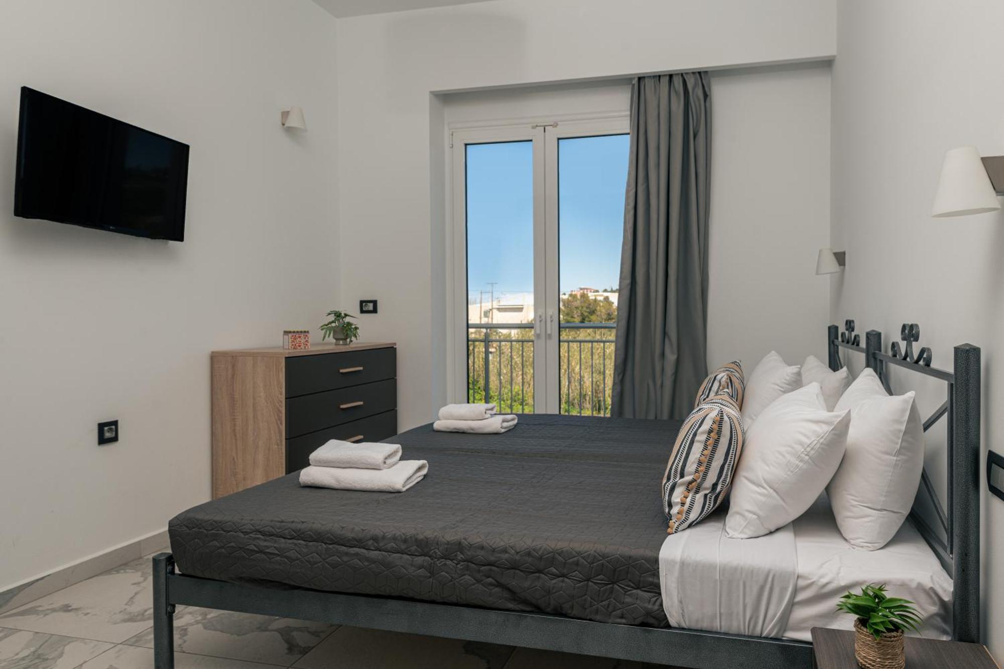 Katsaros Luxury Apts II 5 Min Walk To Beach Tsiliví Eksteriør bilde