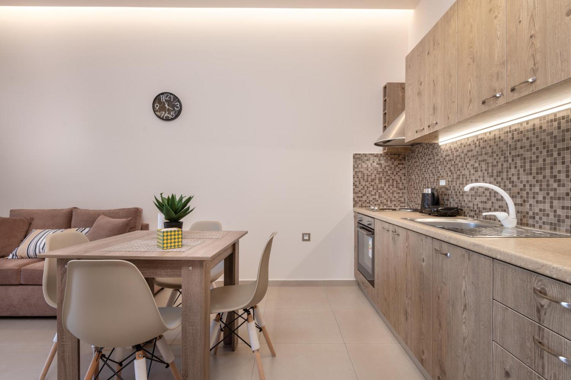 Katsaros Luxury Apts II 5 Min Walk To Beach Tsiliví Eksteriør bilde