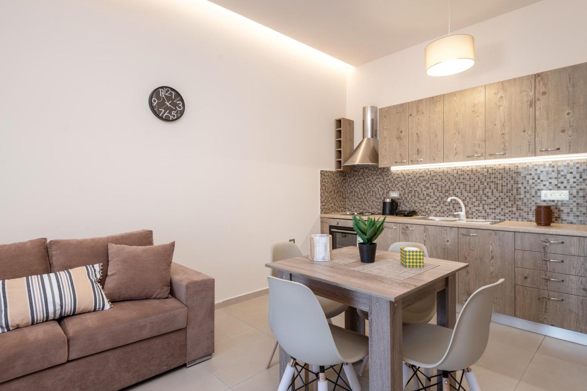 Katsaros Luxury Apts II 5 Min Walk To Beach Tsiliví Eksteriør bilde