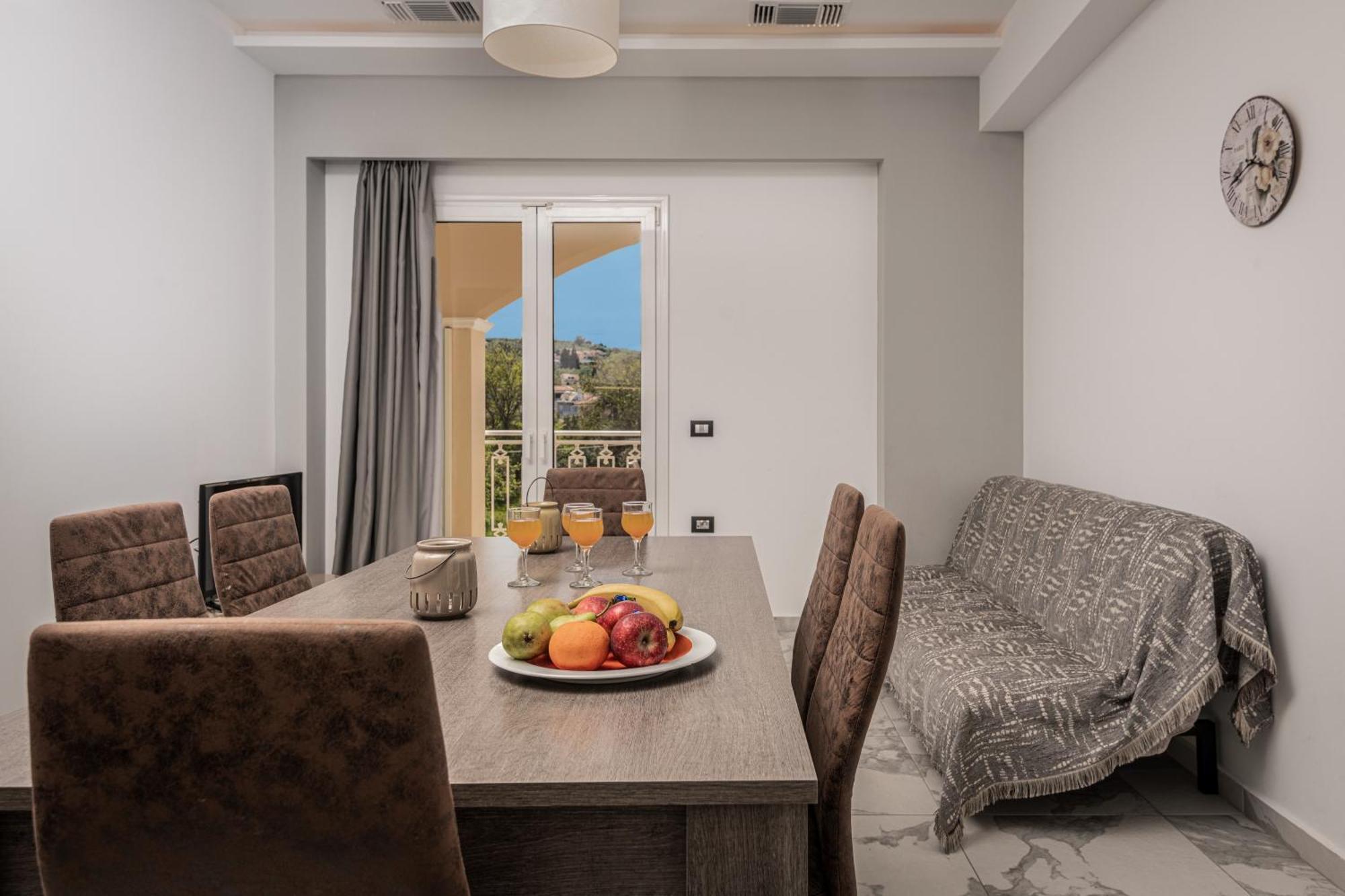 Katsaros Luxury Apts II 5 Min Walk To Beach Tsiliví Eksteriør bilde