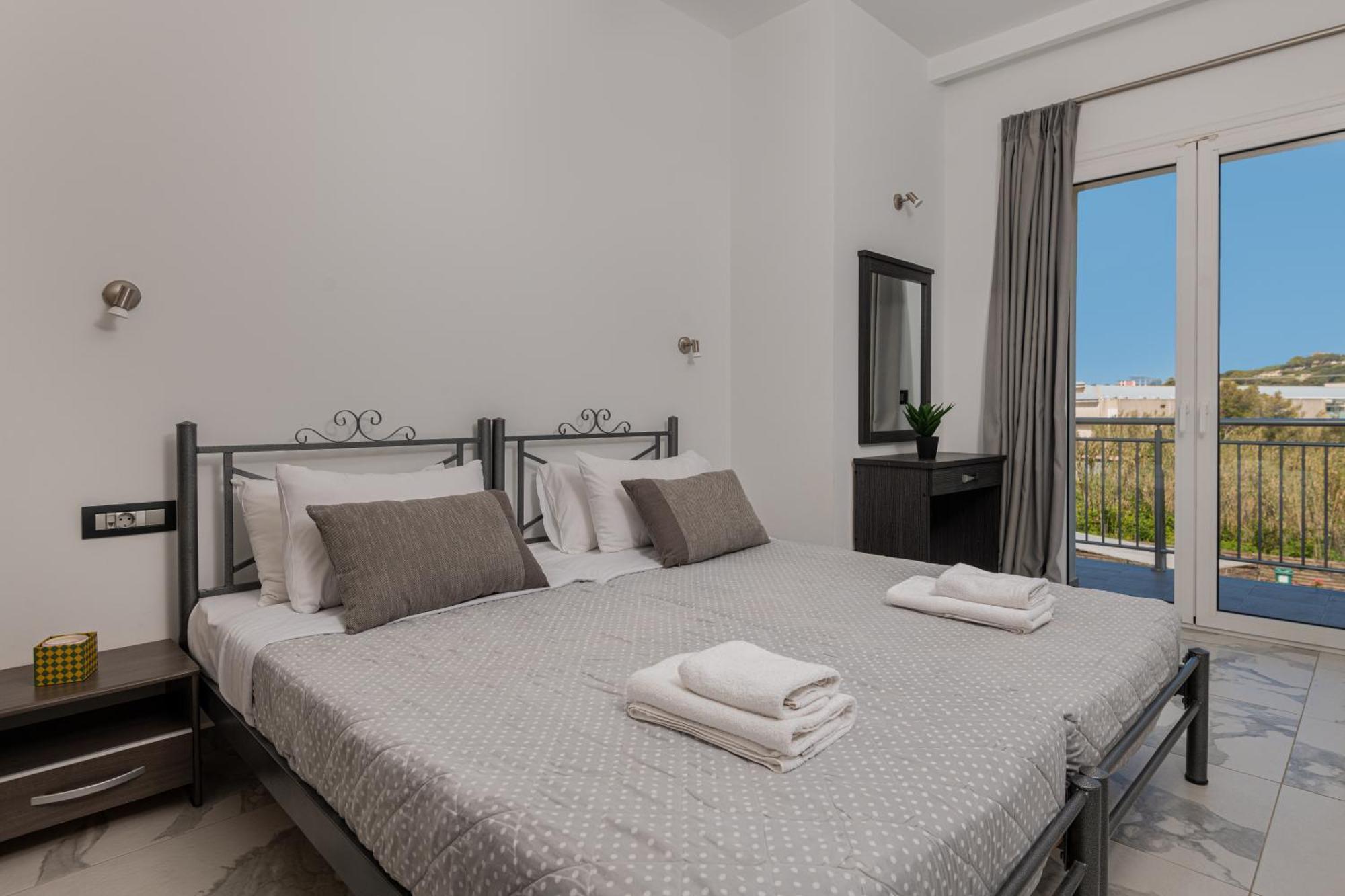 Katsaros Luxury Apts II 5 Min Walk To Beach Tsiliví Eksteriør bilde