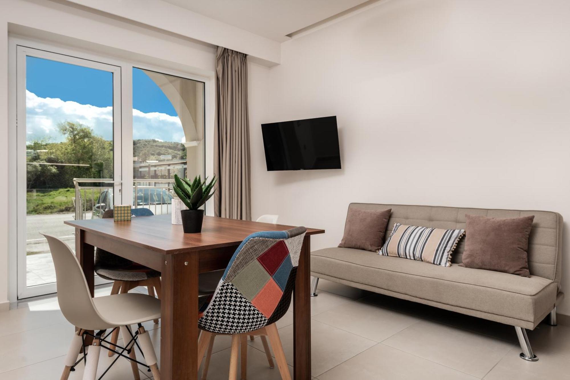 Katsaros Luxury Apts II 5 Min Walk To Beach Tsiliví Eksteriør bilde